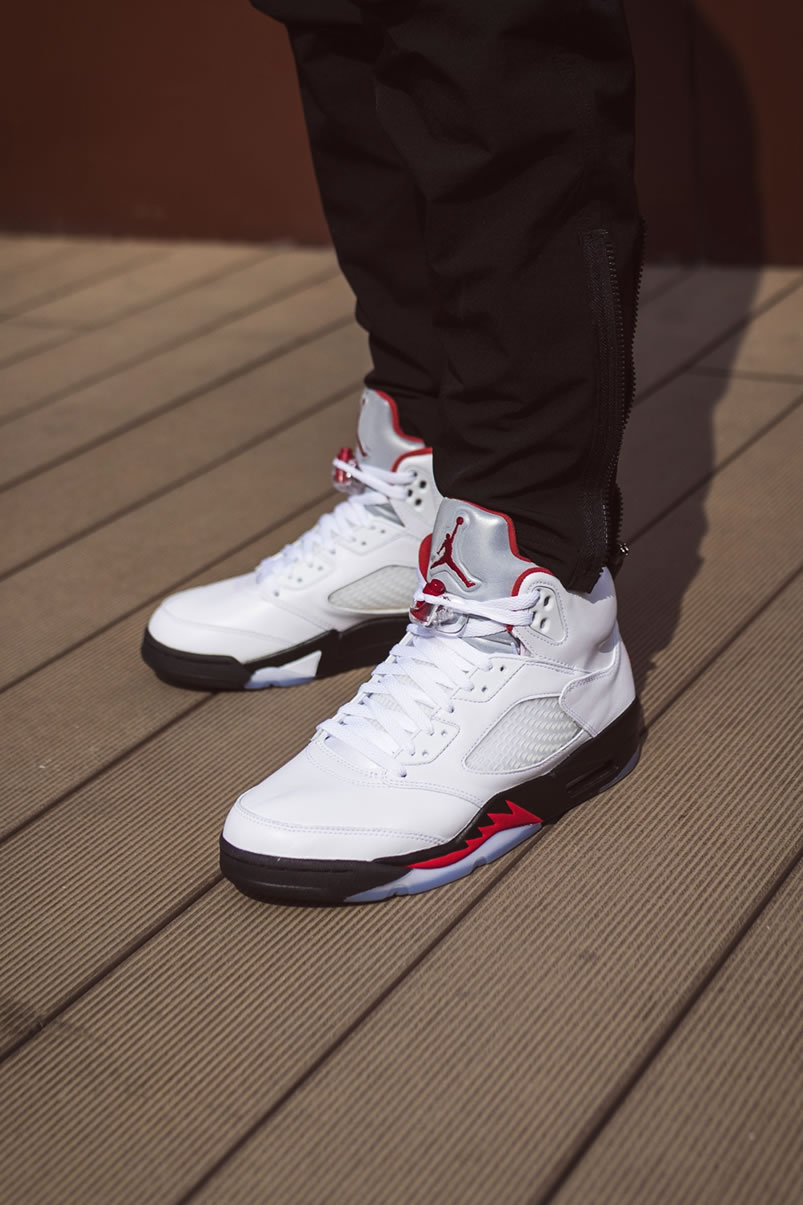 Air Jordan 5 Fire Red 3m 2020 Silver Tongue Da1911 102 On Feet (1) - newkick.app