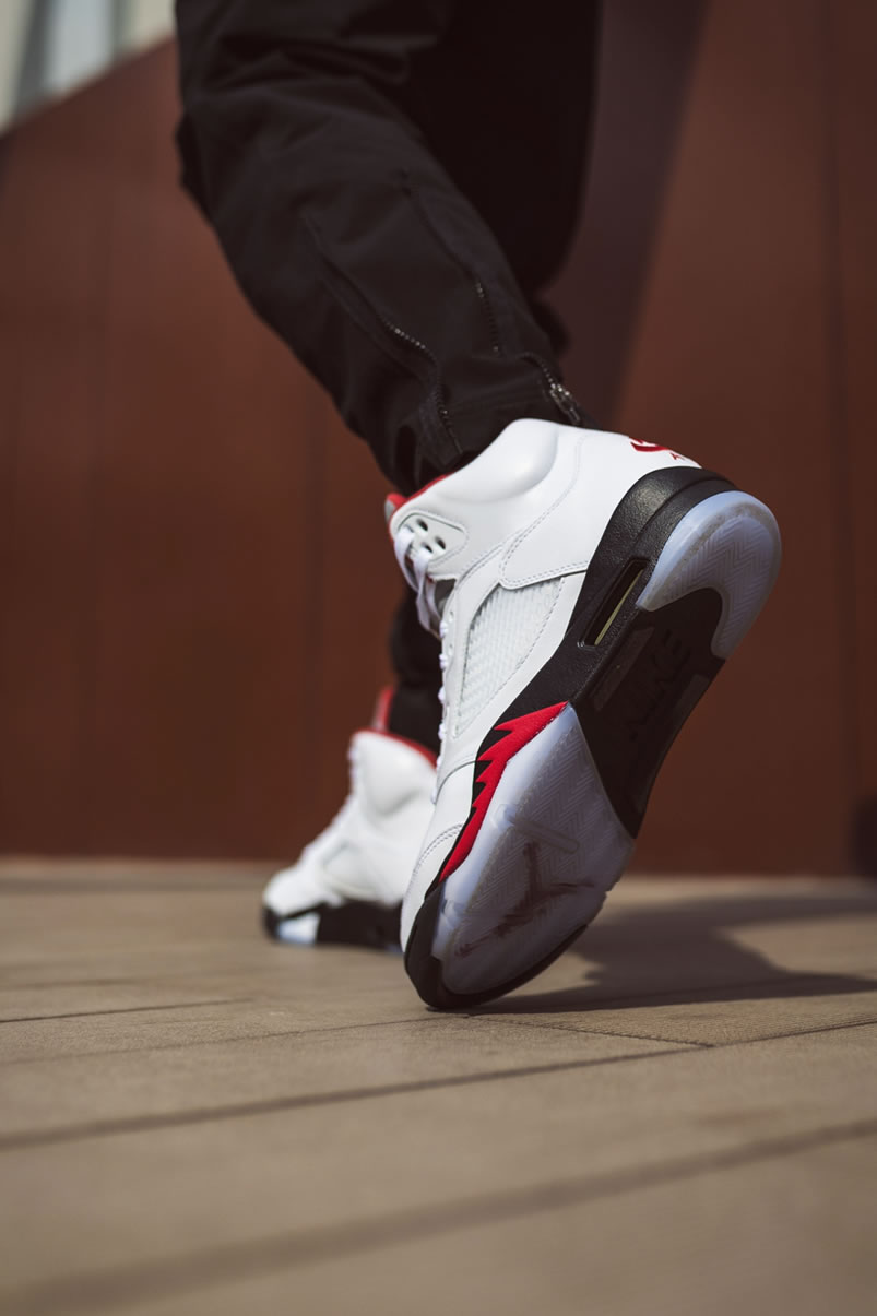 Air Jordan 5 Fire Red 3m 2020 Silver Tongue Da1911 102 On Feet (5) - newkick.app