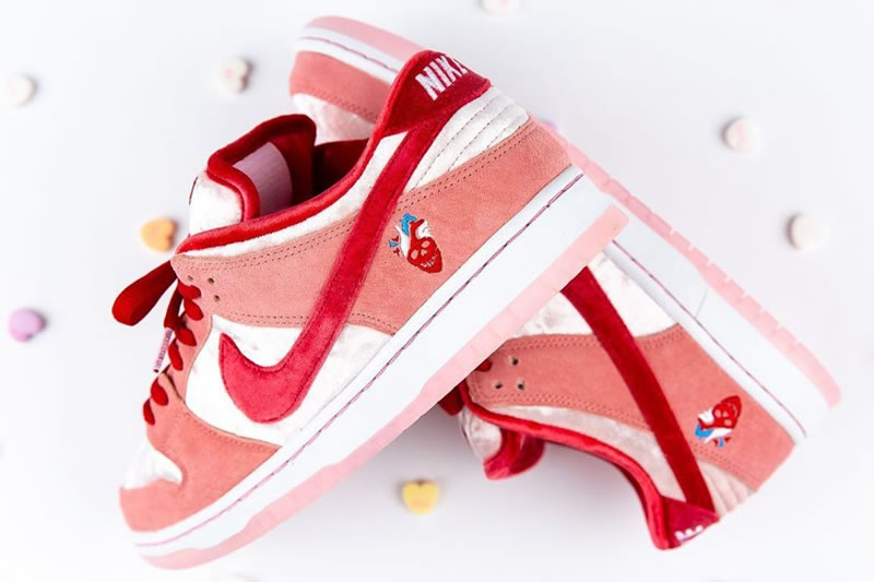 Strangelove Nike Sb Dunk Low Pink Ct2552 800 (23) - newkick.app