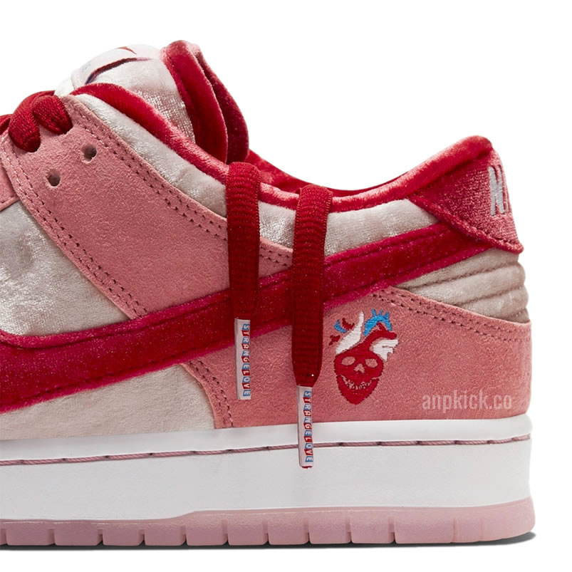 Strangelove Nike Sb Dunk Low Pink Ct2552 800 (5) - newkick.app