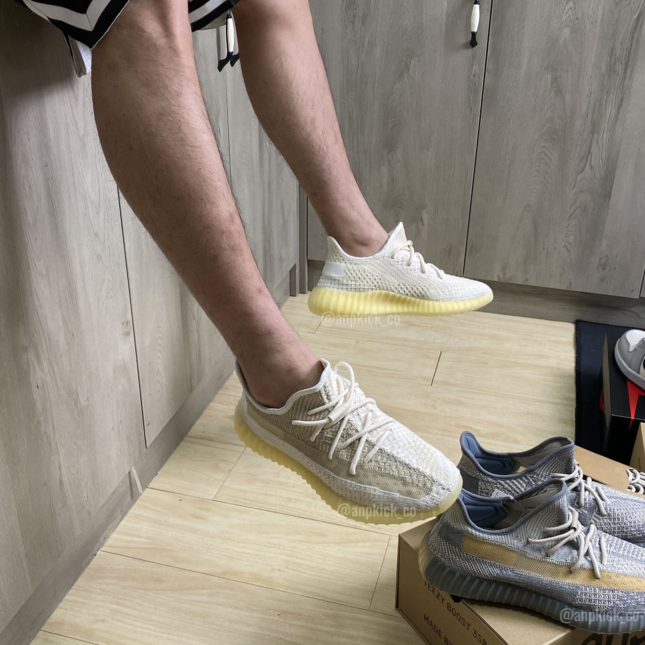 Adidas Yeezy Boost 350 V2 Abez Fz5246 Anpkick First On Feet First Look (5) - newkick.app