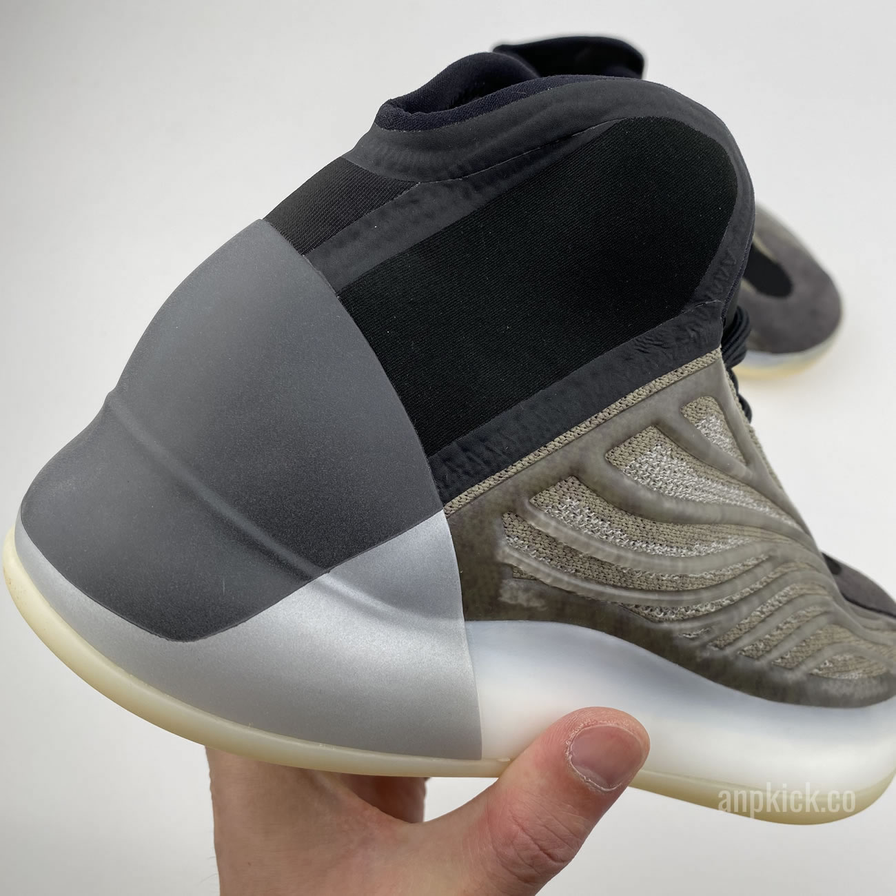 Adidas Yeezy Quantum Qntm Basketball Barium H68771 Release Date (9) - newkick.app