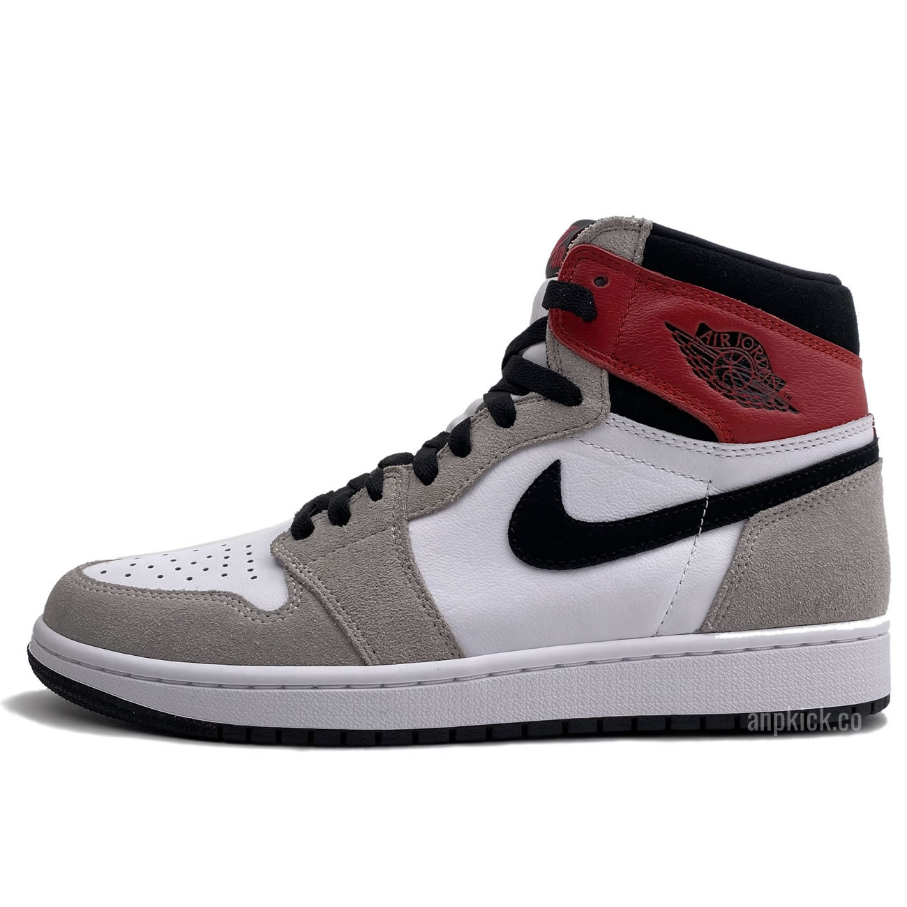 Air Jordan 1 Retro High Light Smoke Grey 2020 New Release 555088 126 (1) - newkick.app