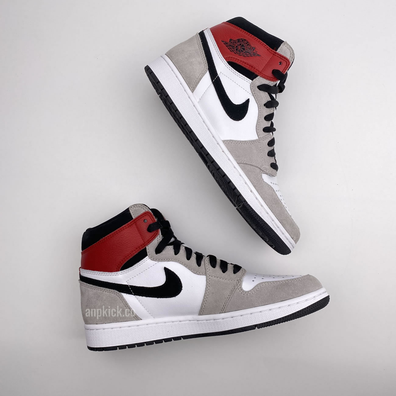 Air Jordan 1 Retro High Light Smoke Grey 2020 New Release 555088 126 (6) - newkick.app