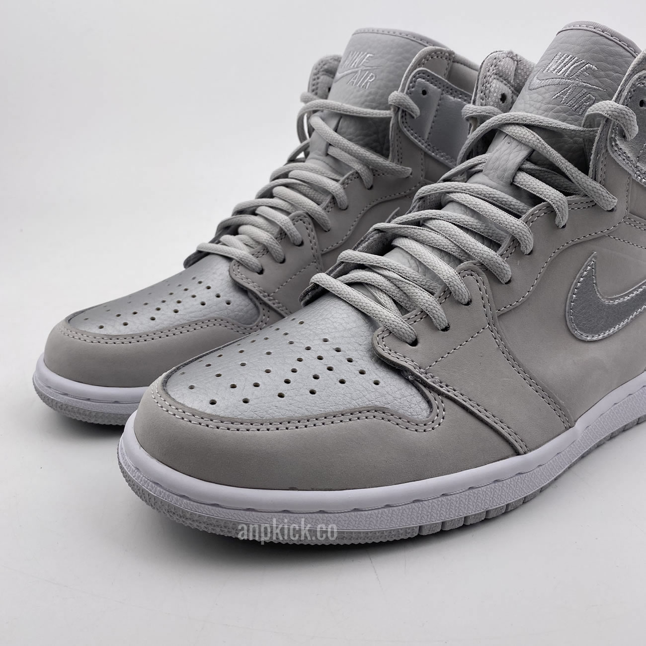 Air Jordan 1 Japan Exclusive Metallic Silver Neutral Grey 2001 2020 Dc1788 029 (3) - newkick.app