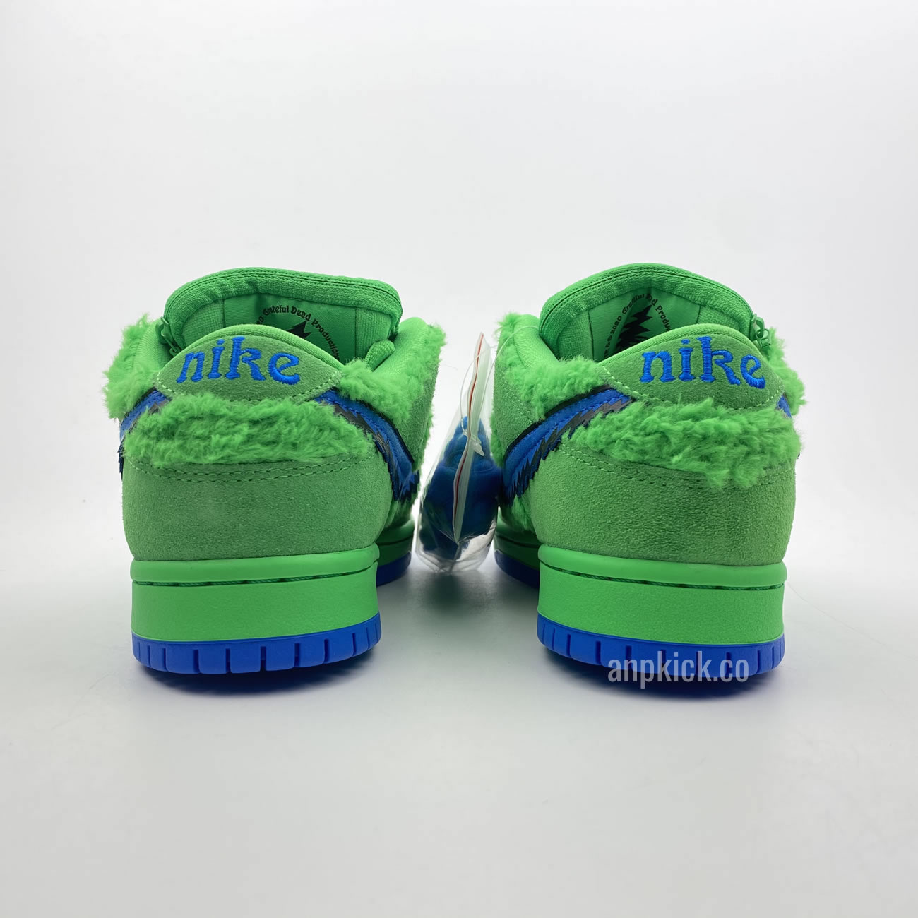 Grateful Dead Bears Nike Sb Dunk Low Green Bear Cj5378 300 (7) - newkick.app