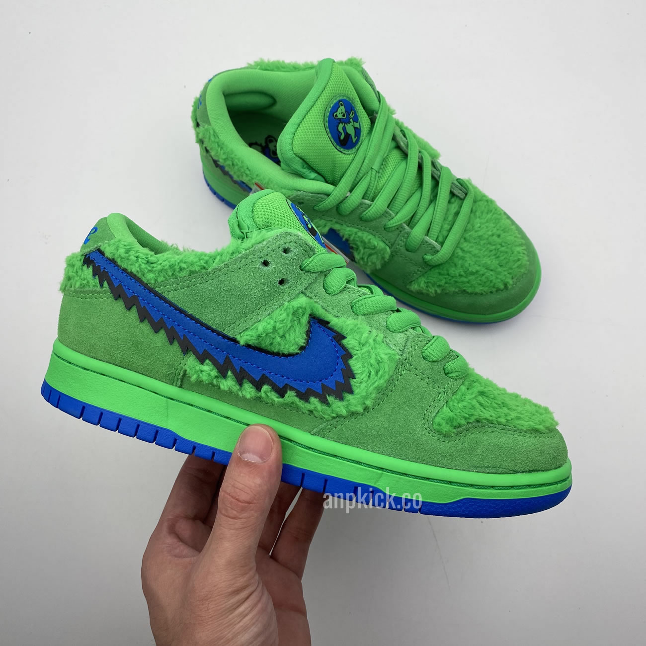 Grateful Dead Bears Nike Sb Dunk Low Green Bear Cj5378 300 (9) - newkick.app