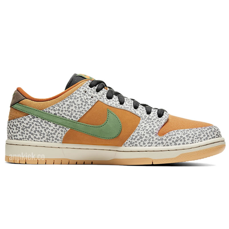 Nike Sb Dunk Low Safari Outfit For Sale Release Date Cd2563 002 (2) - newkick.app