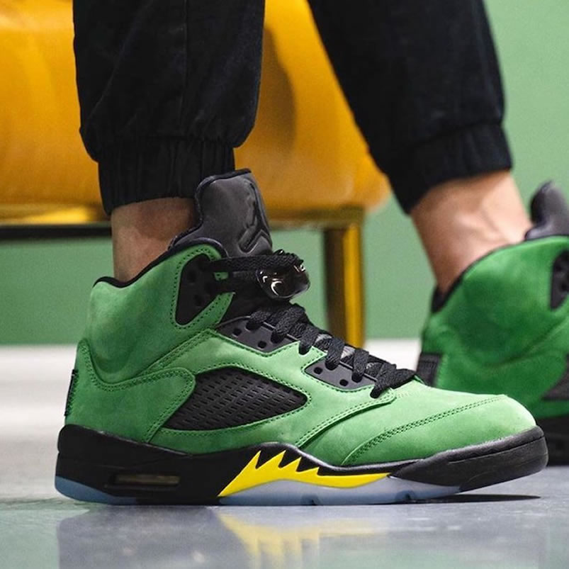 Air Jordan 5 Oregon Ducks Elevate 2020 On Feet Ck6631 307 (1) - newkick.app