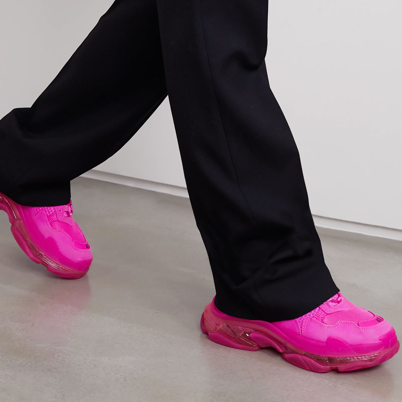 Balenciaga Triple S Pink On Feet (1) - newkick.app