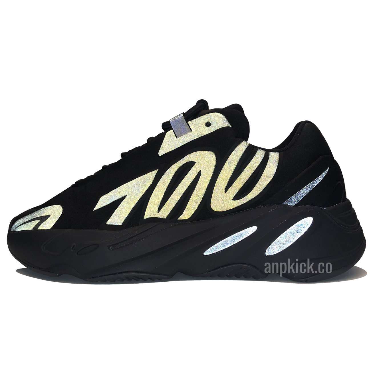 Adidas Yeezy Boost 700 Mnvn Triple Black Fv4440 (2) - newkick.app