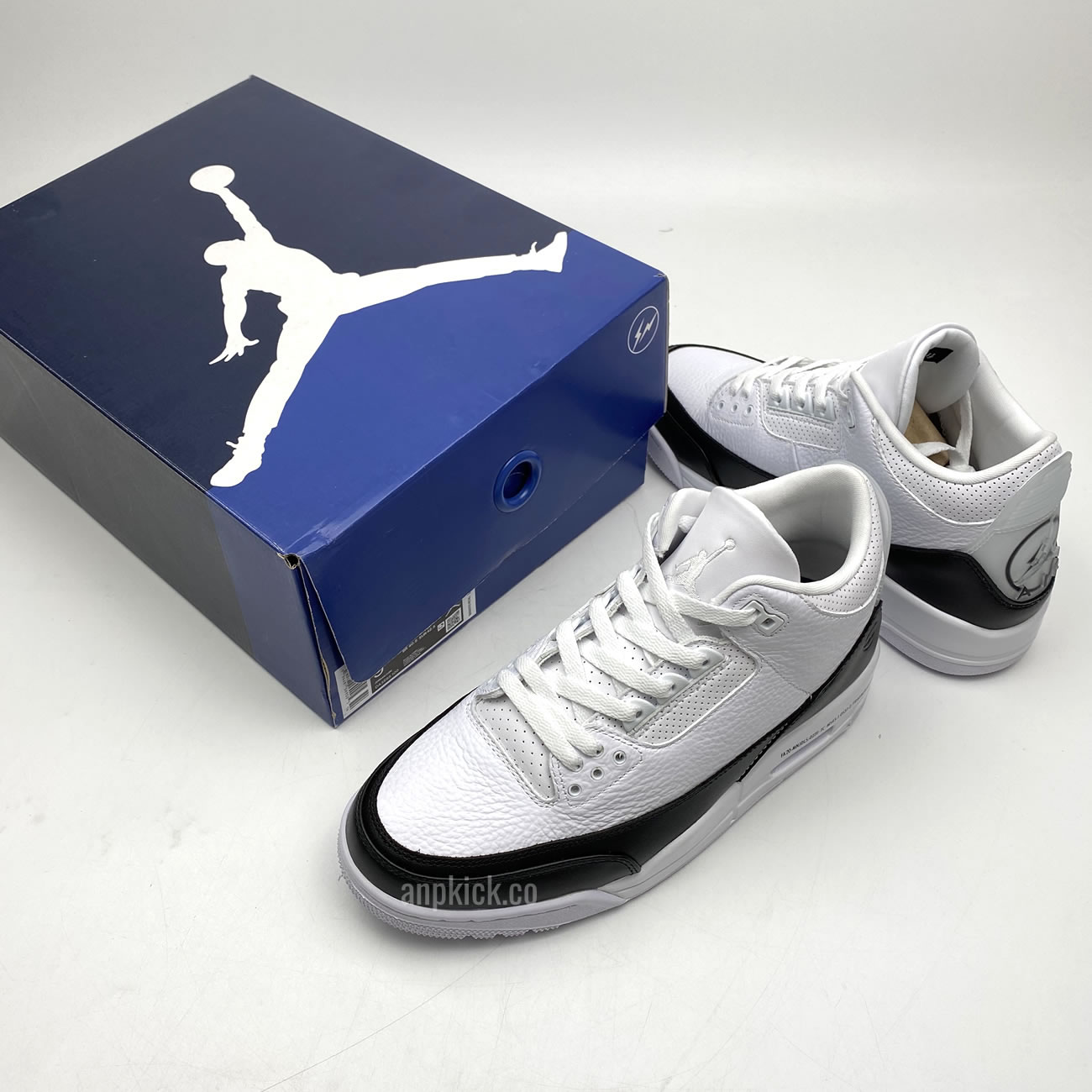 Fragment Air Jordan 3 Retro Sp White Black Release Date Da3595 100 (8) - newkick.app