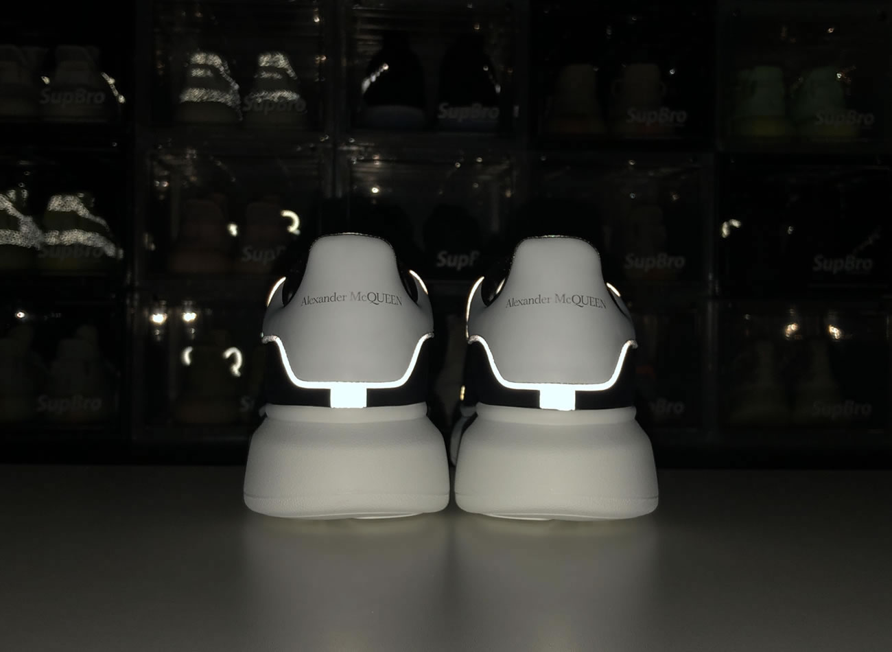 Mcq 553680 Whgp5 1000 Reflective (6) - newkick.app