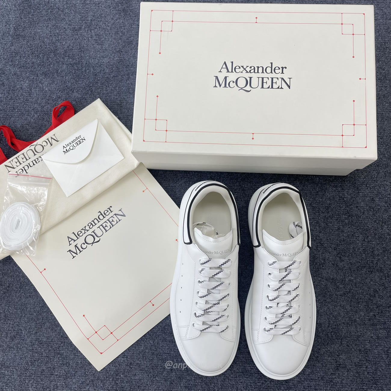 Alexander Mcqueen Oversized Sneaker White Black 625156 Whxmt 9074 (9) - newkick.app