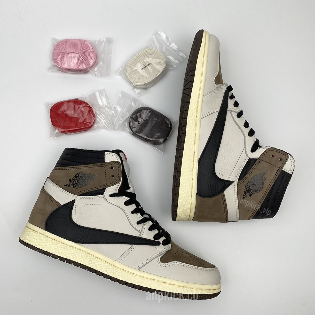 Travis Scott Air Jordan 1 Retro High Sample 2.0 Brown Cactus Jack Anpkick First Look (11) - newkick.app