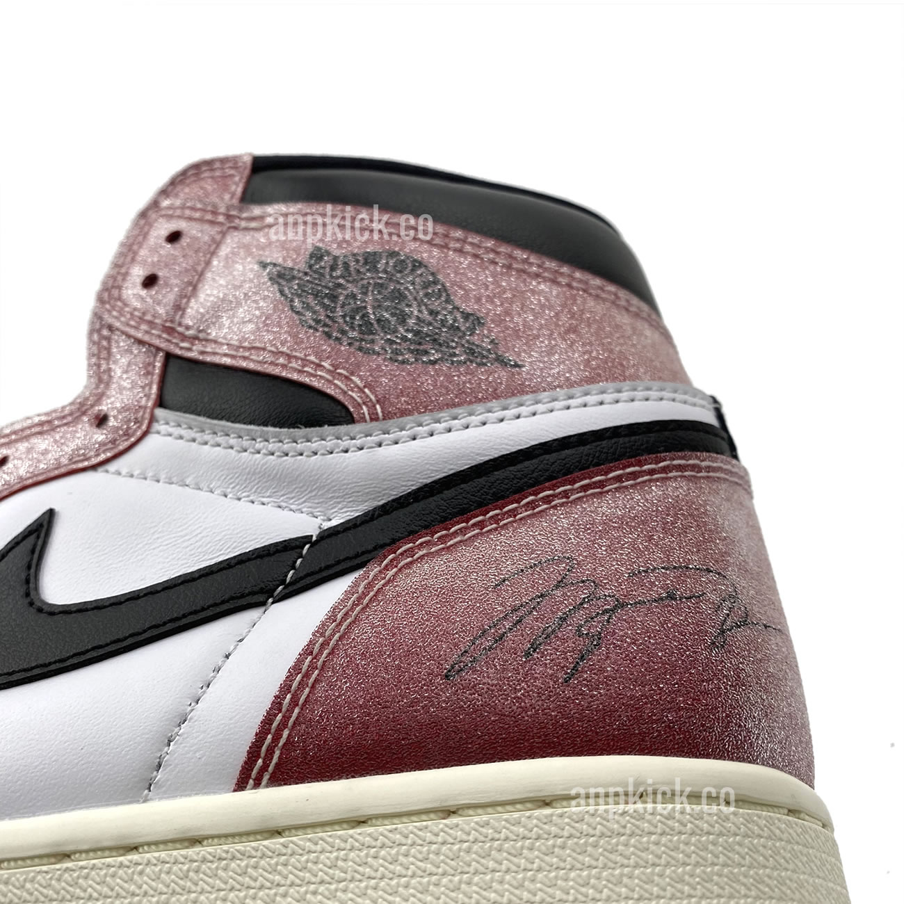 Trophy Room Air Jordan 1 High Og Sp Chicago First Look Da2728 100 (13) - newkick.app