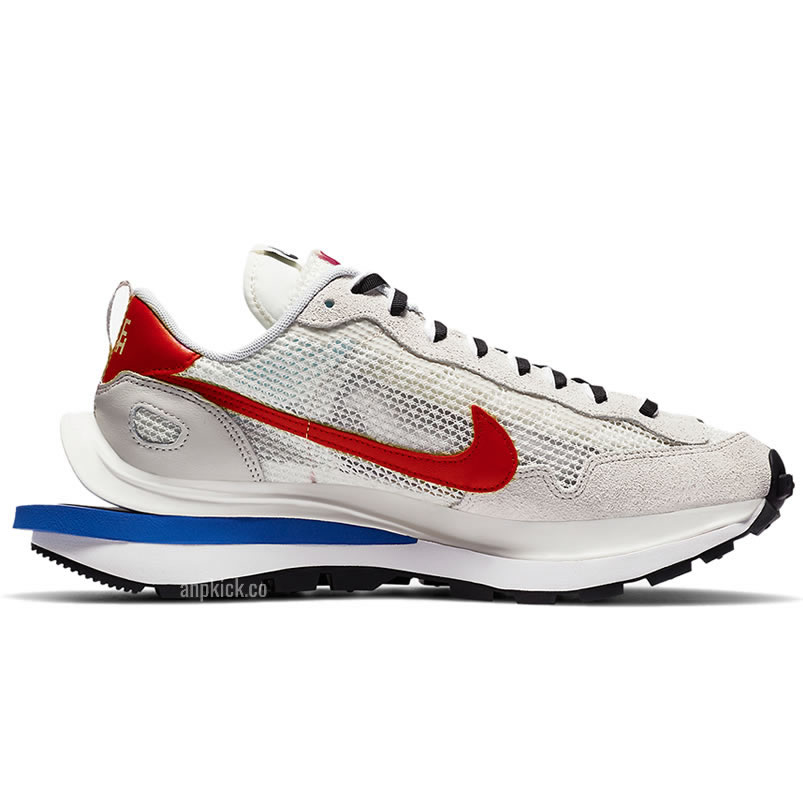 Sacai Nike Vaporwaffle Sail Cv1363 100 (2) - newkick.app