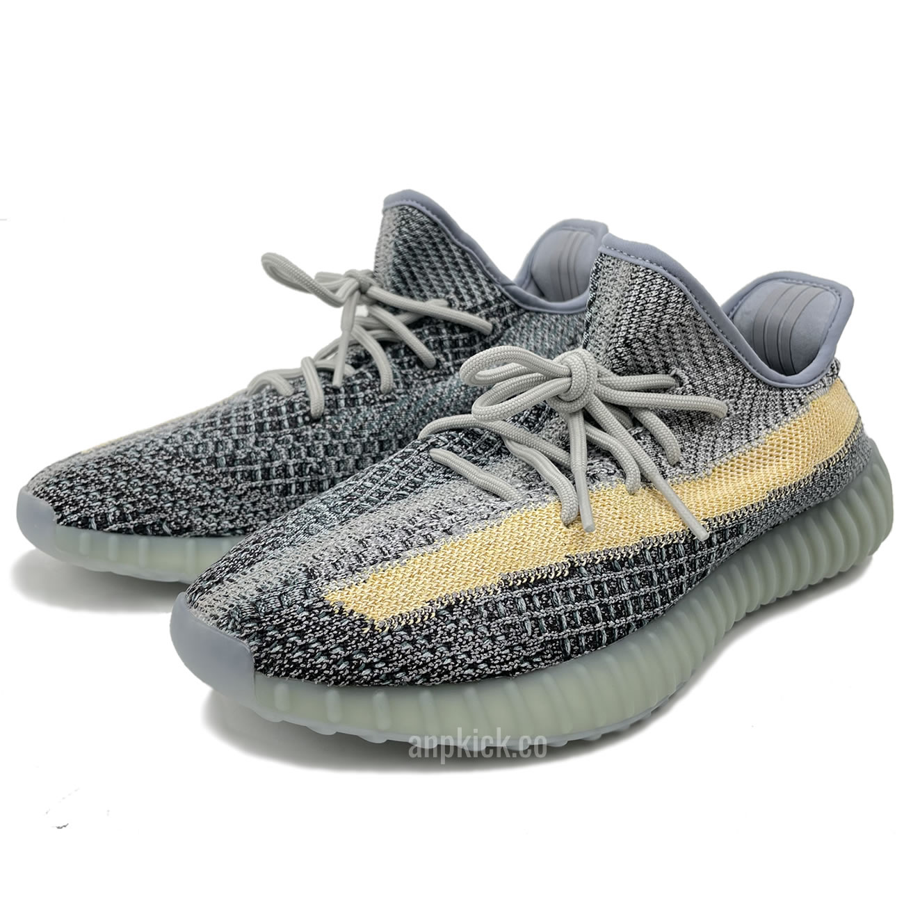 Adidas Yeezy Boost 350 V2 Ash Blue Gy7657 (3) - newkick.app