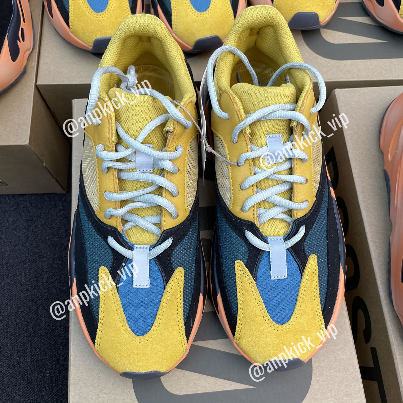 Adidas Anpkick Yeezy Boost 700 Sun Gz6984 (8) - newkick.app