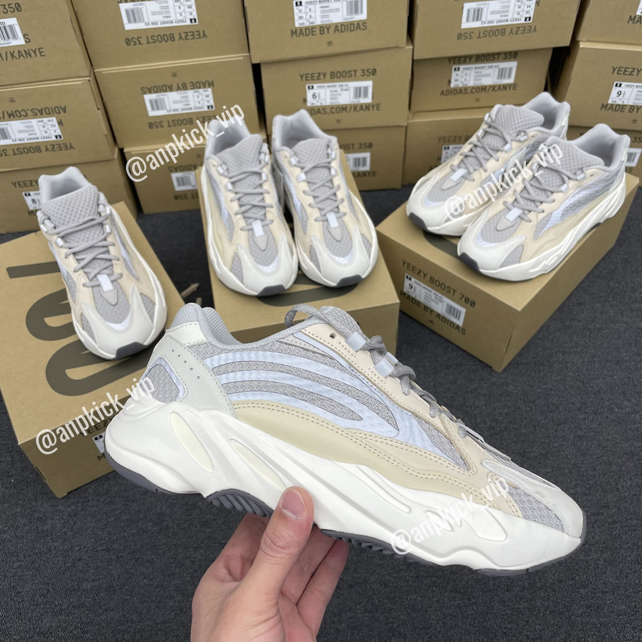 Adidas Yeezy Boost 700 V2 Cream Gy7924 (8) - newkick.app