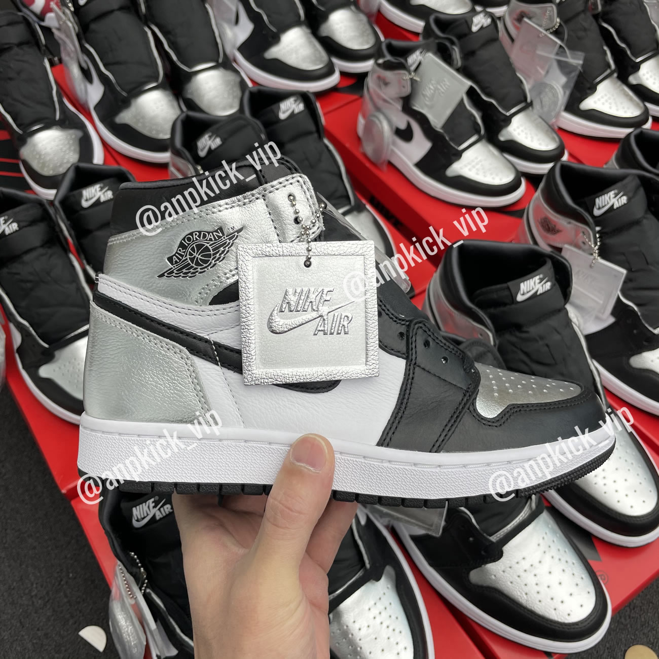 Air Jordan 1 Retro High Silver Toe Womens Anpkick Cd0461 001 (1) - newkick.app