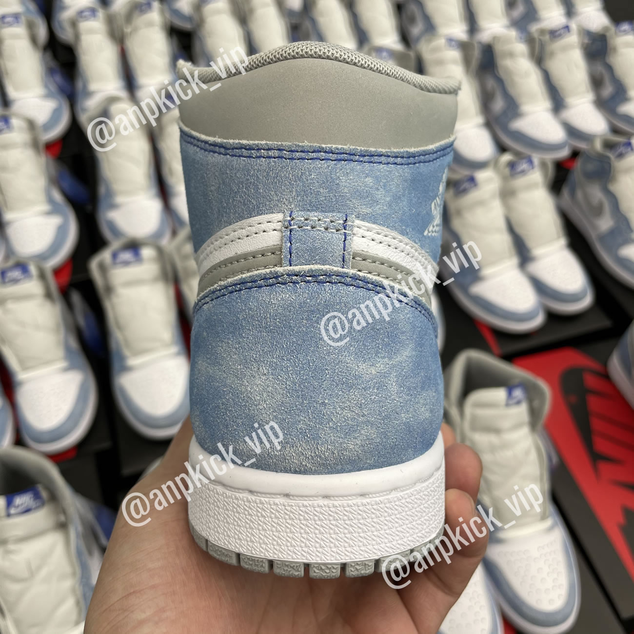 Air Jordan 1 Retro High Og Hyper Royal Anpkick Mens 555088 402 Gs 575441 402 (6) - newkick.app