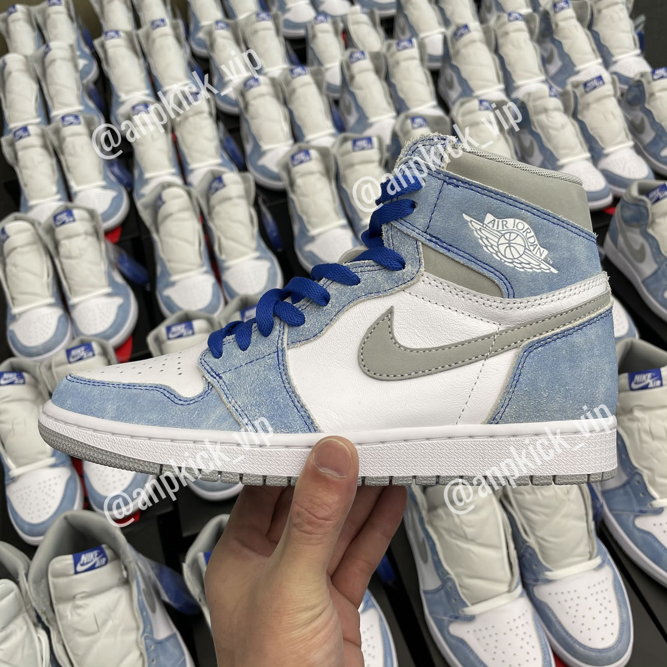 Air Jordan 1 Retro High Og Hyper Royal Anpkick Mens 555088 402 Gs 575441 402 (7) - newkick.app