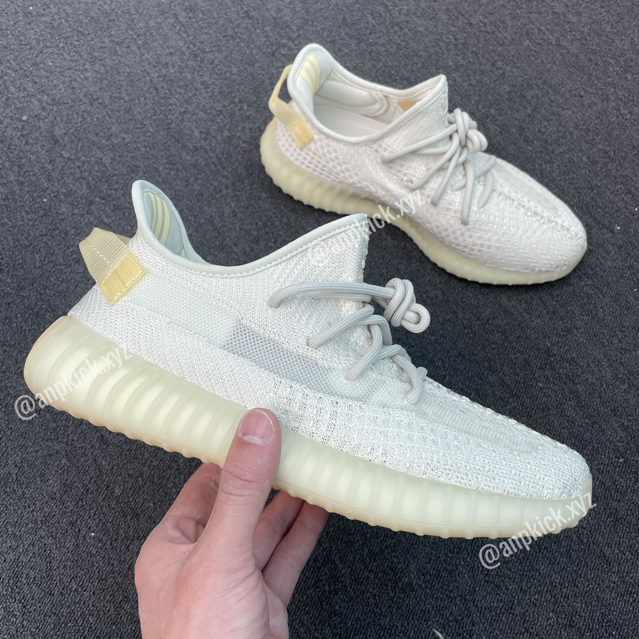 Adidas Yeezy Boost 350 V2 Light Uv Sensitive Gy3438 (1) - newkick.app