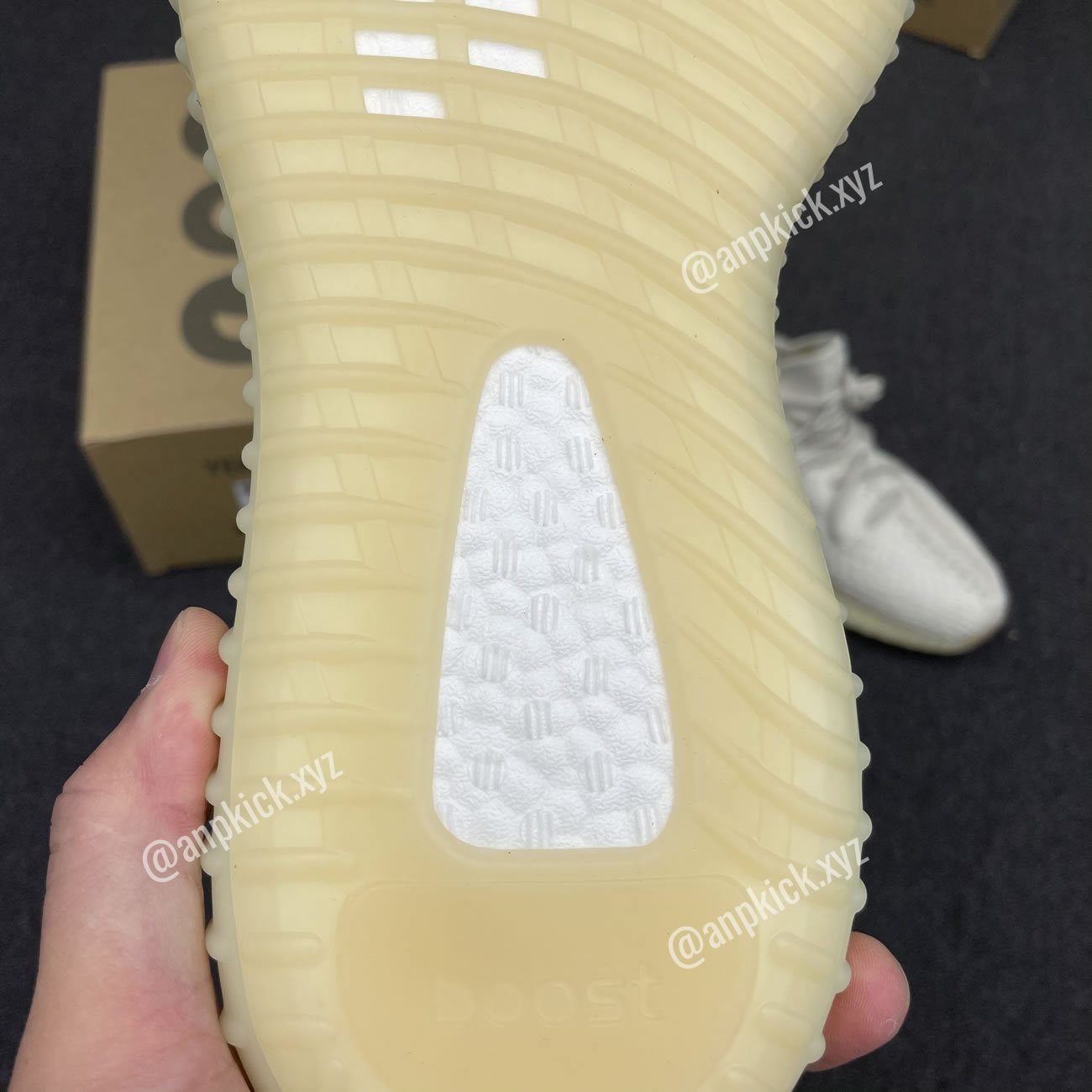 Adidas Yeezy Boost 350 V2 Light Uv Sensitive Gy3438 (6) - newkick.app