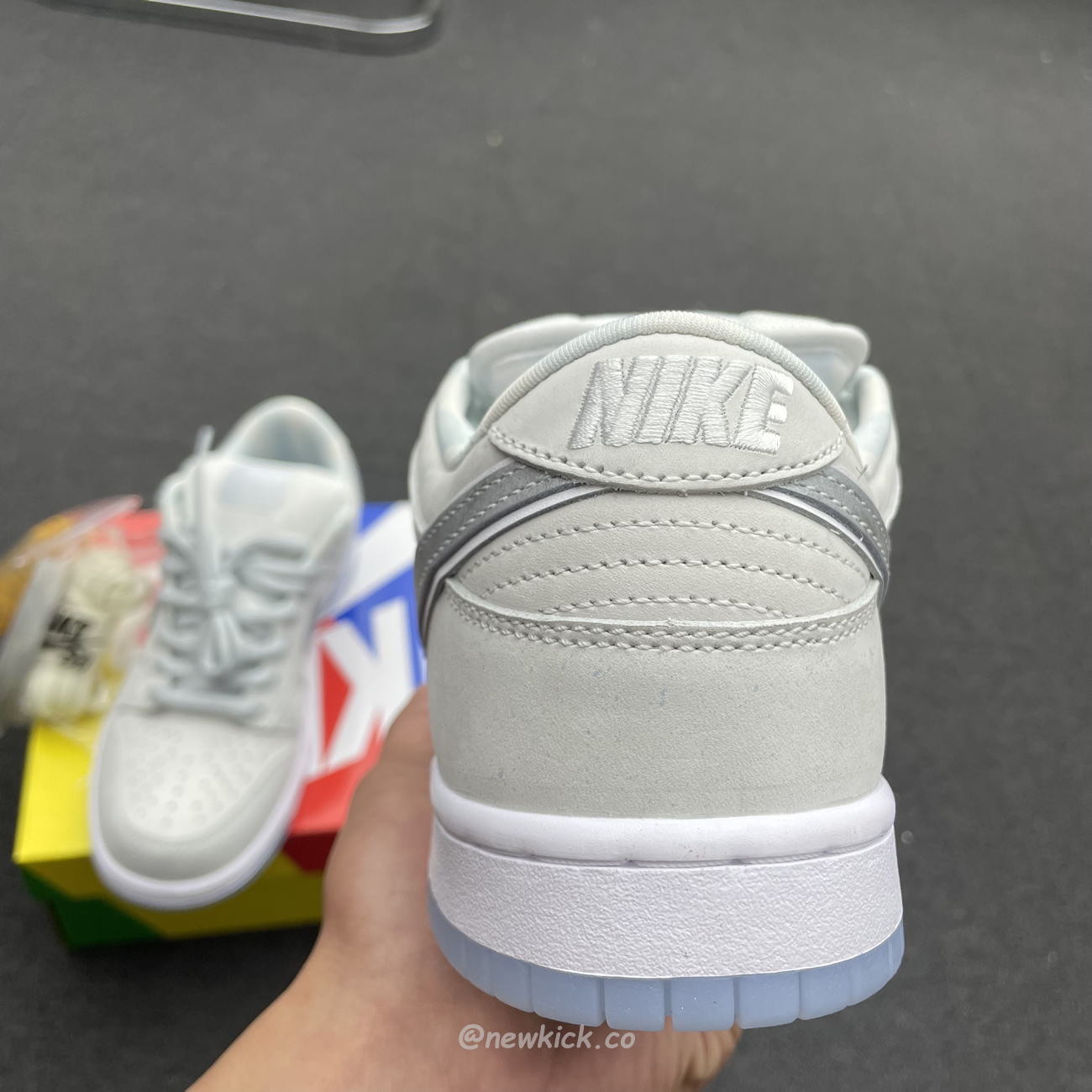 Nike Sb Dunk Low White Lobster Friends And Family Fd8776 100 (7) - newkick.app