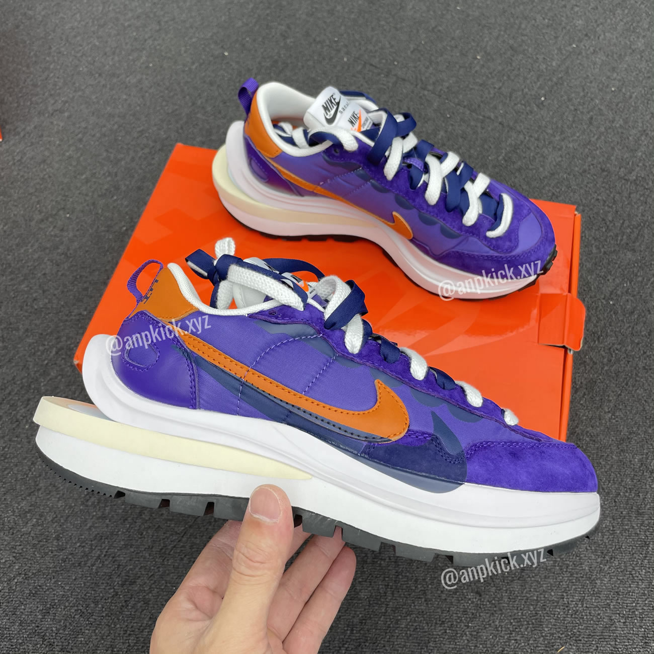 Sacai Nike Vaporwaffle Dark Iris Surfaces Dd1875 500 (1) - newkick.app