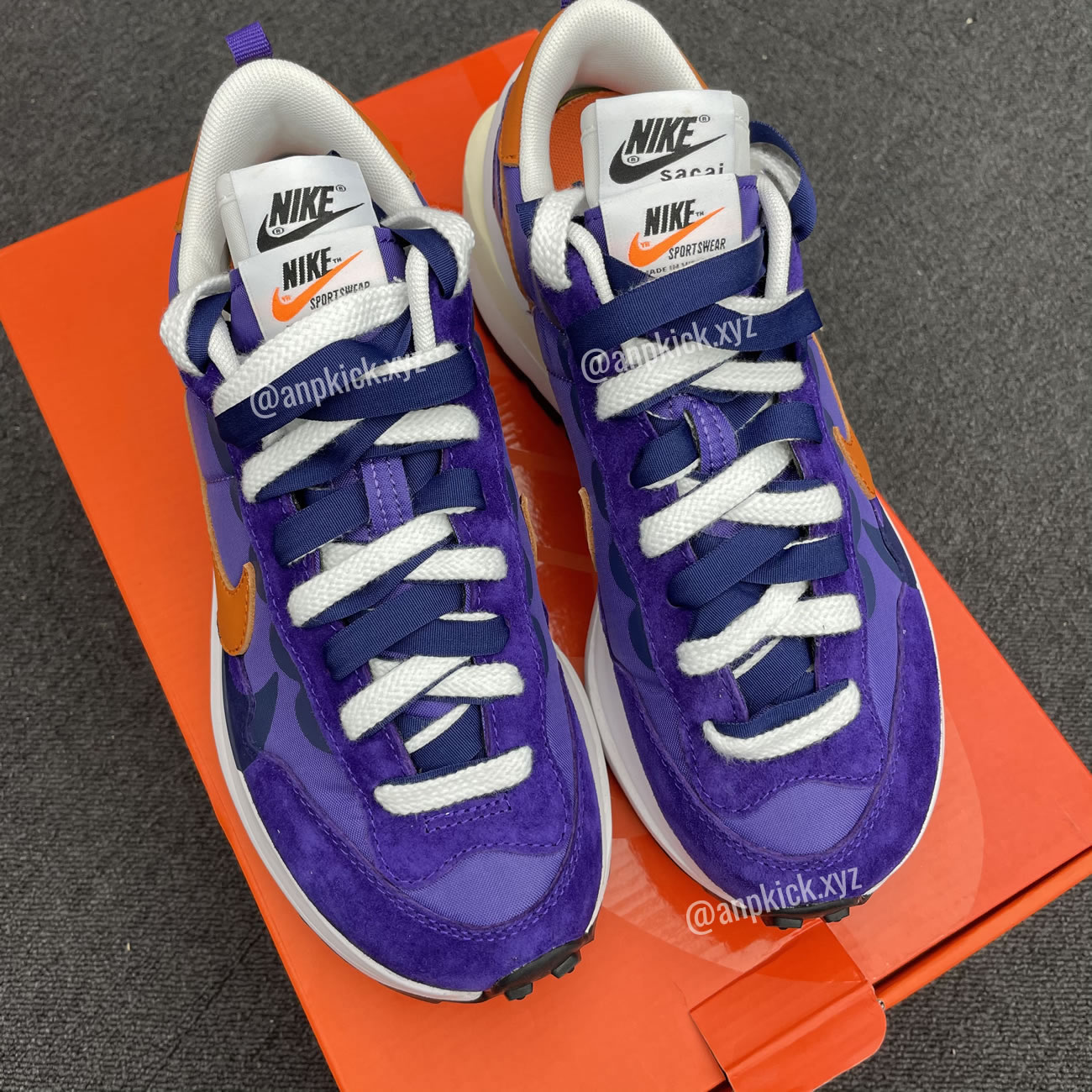 Sacai Nike Vaporwaffle Dark Iris Surfaces Dd1875 500 (6) - newkick.app