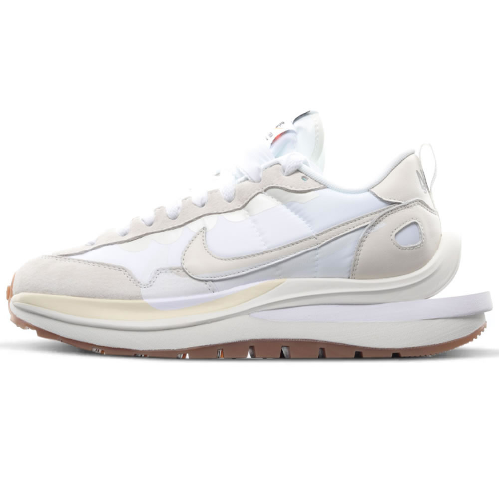 Sacai Nike Vaporwaffle Sail Dd1875 100 (1) - newkick.app