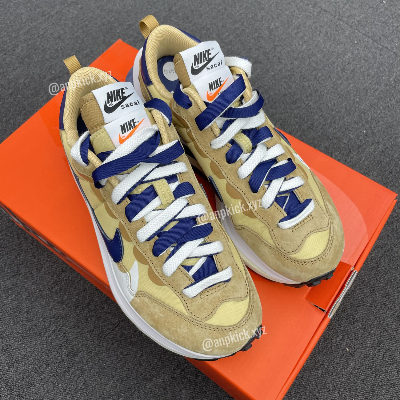 Sacai Nike Vaporwaffle Sesame Dd1875 200 (6) - newkick.app