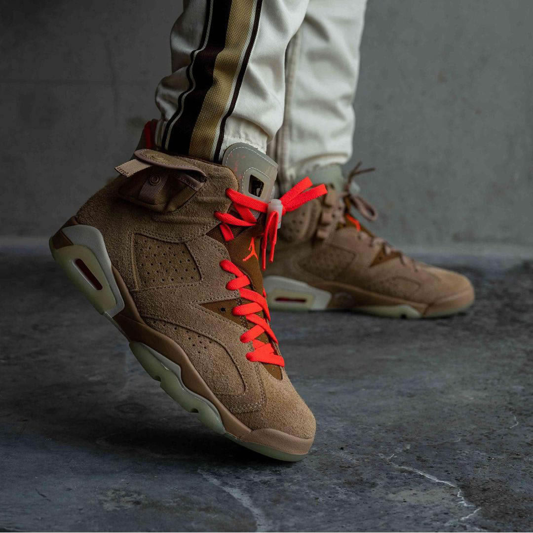 Travis Scott Air Jordan 6 Retro British Khaki On Feet Dh0690 200 (1) - newkick.app