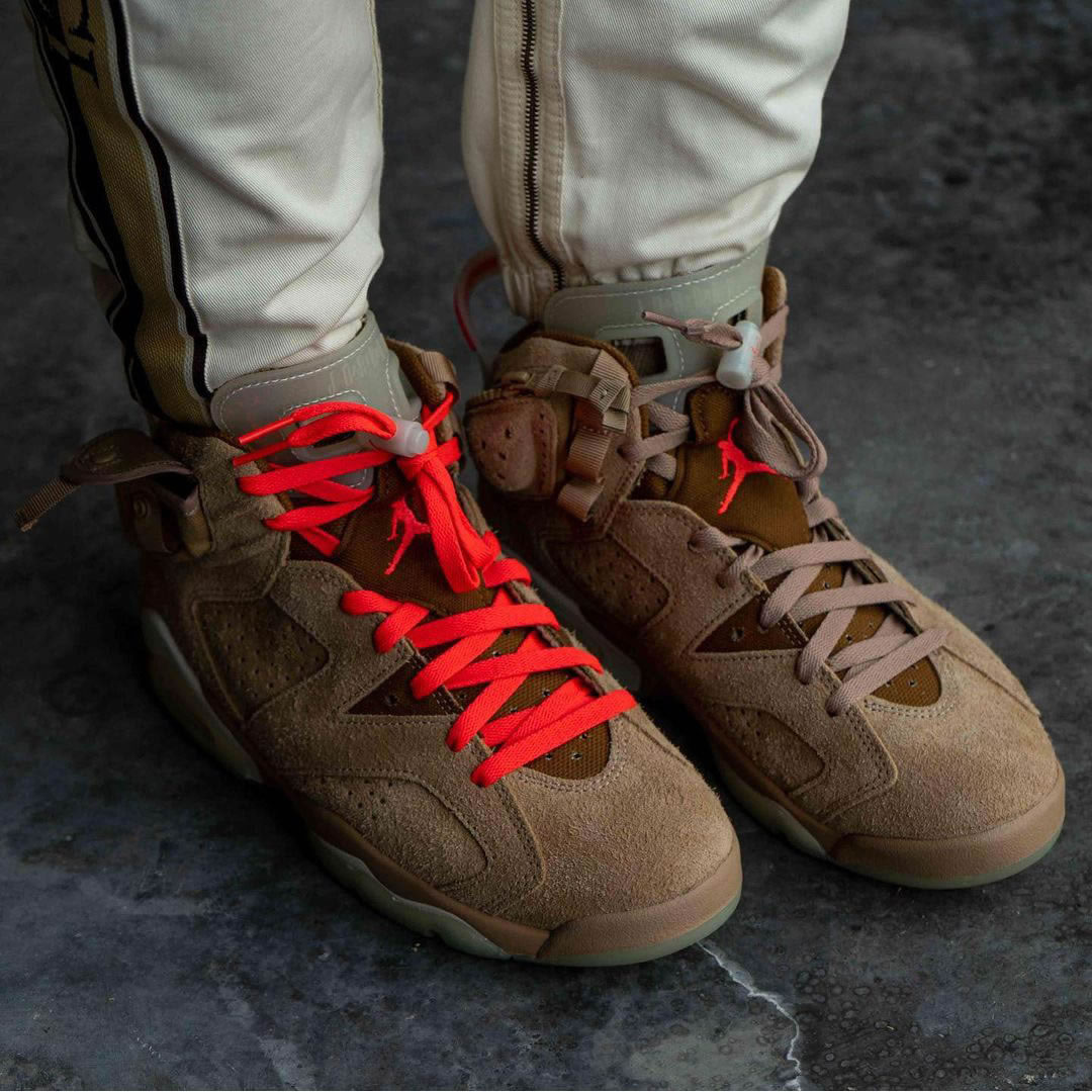 Travis Scott Air Jordan 6 Retro British Khaki On Feet Dh0690 200 (8) - newkick.app