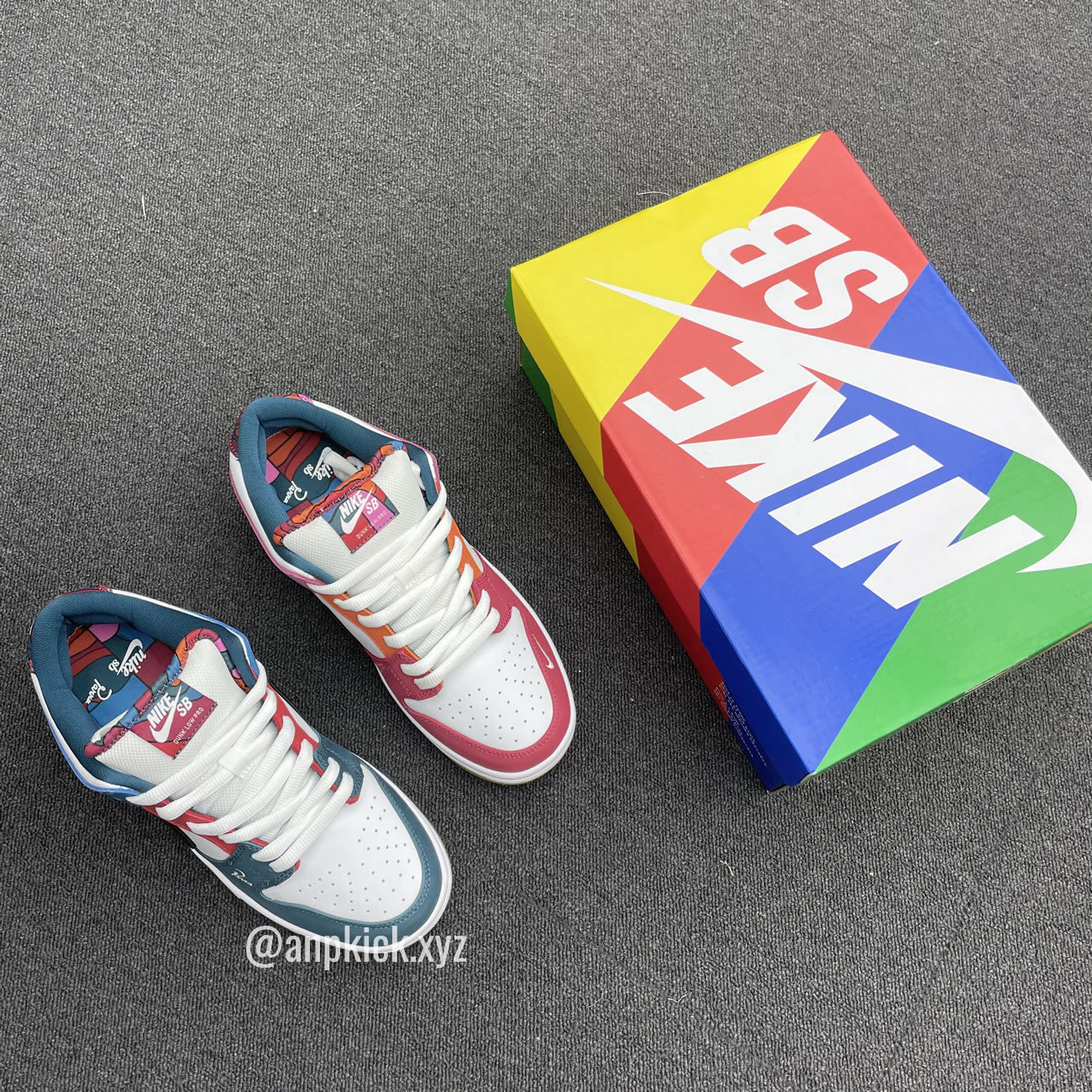 Parra Nike Sb Dunk Low Collab Summer 2021 Colorway Surfaces Dh7695 100 (2) - newkick.app