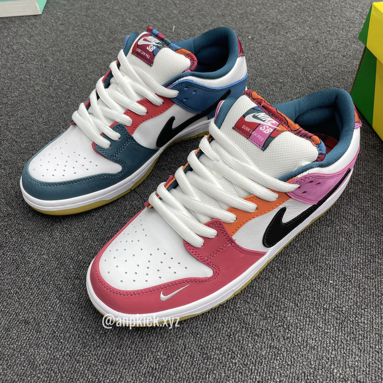 Parra Nike Sb Dunk Low Collab Summer 2021 Colorway Surfaces Dh7695 100 (7) - newkick.app