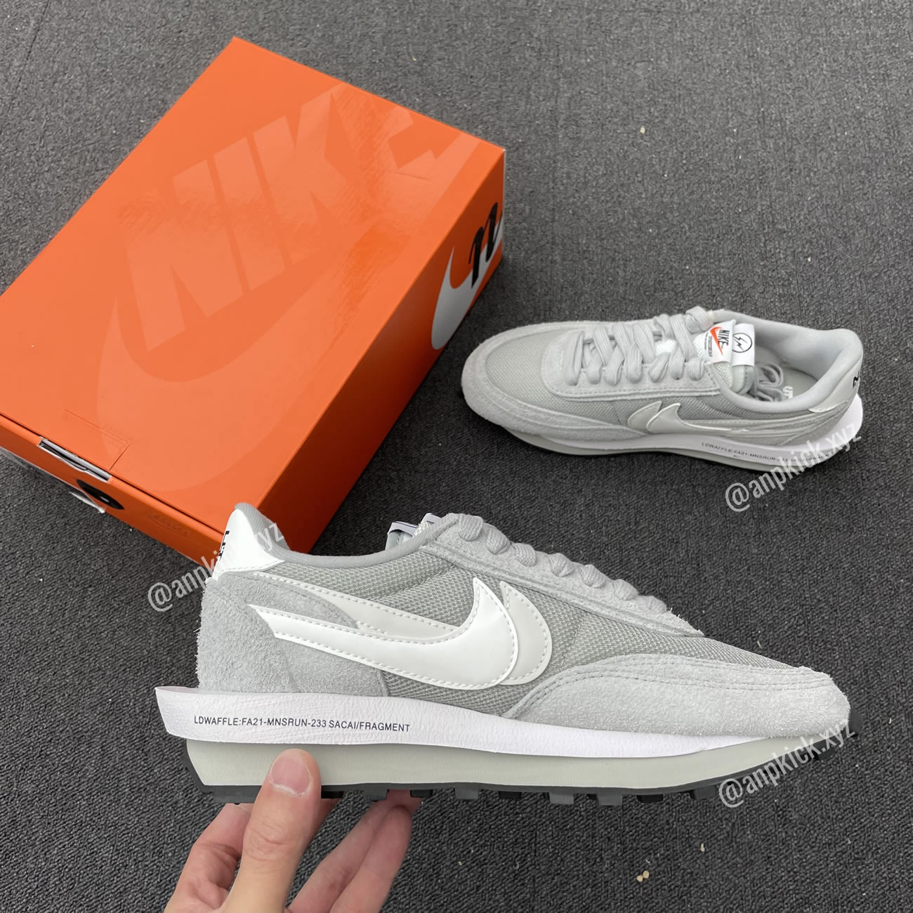 Fragment Design Sacai Nike Ldwaffle Shoes Dh2684 001 (5) - newkick.app