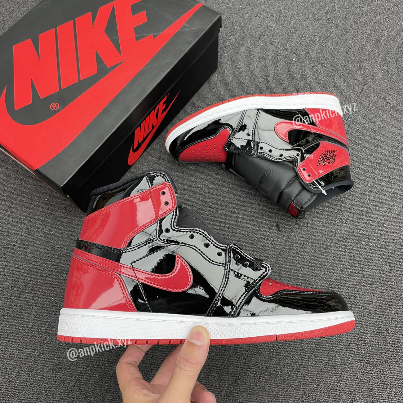 Air Jordan 1 High Og Bred Patent 555088 063 (2) - newkick.app