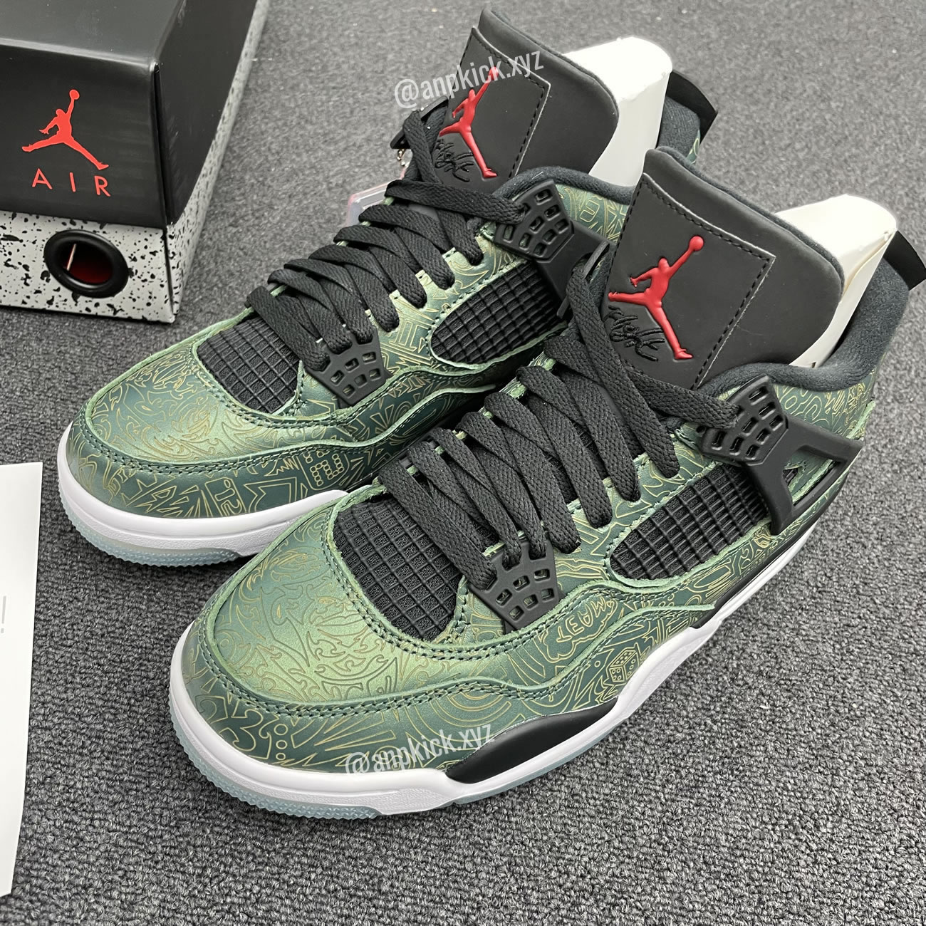 Jalen Ramsey Air Jordan 4 Retro Laser Green Happy Holidays Cw0897 101 (9) - newkick.app