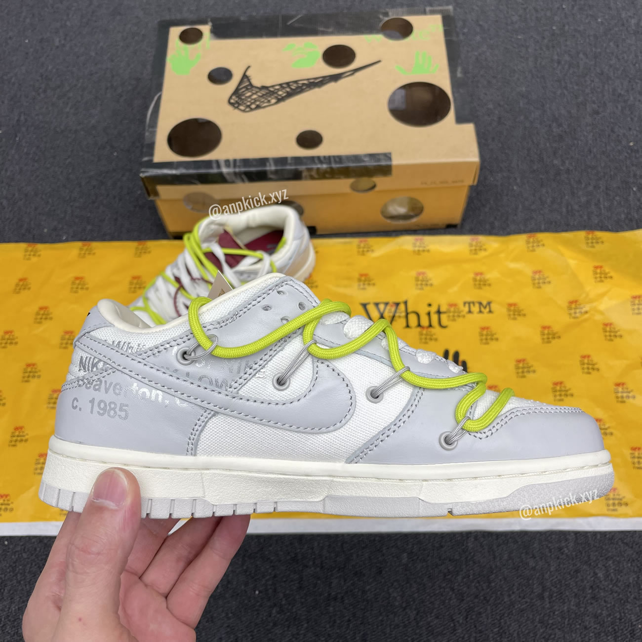 Off White Nike Sb Dunk Low The 08 Of 50 Grey White Yellow Dm1602 106 08 (7) - newkick.app