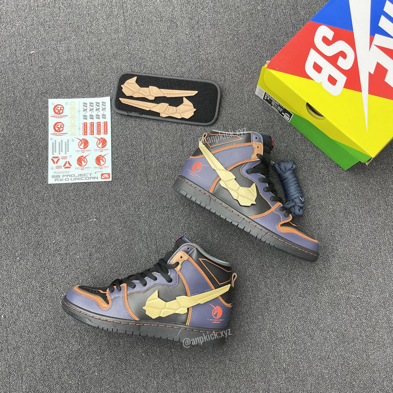 Gundam Nike Sb Dunk High Banshee Anpkick Dh7717 400 (1) - newkick.app