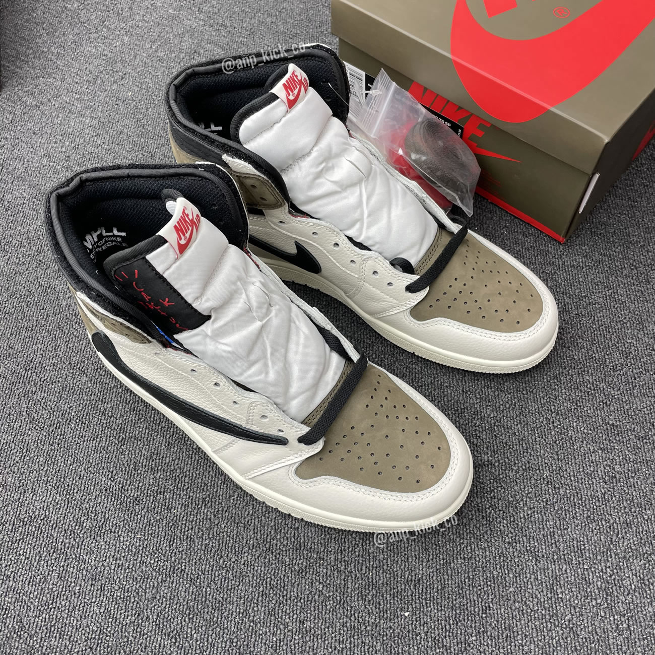 Travis Scott Air Jordan 1 High Og Sp White Brown Black Fragment Anpkick Custom Making (7) - newkick.app