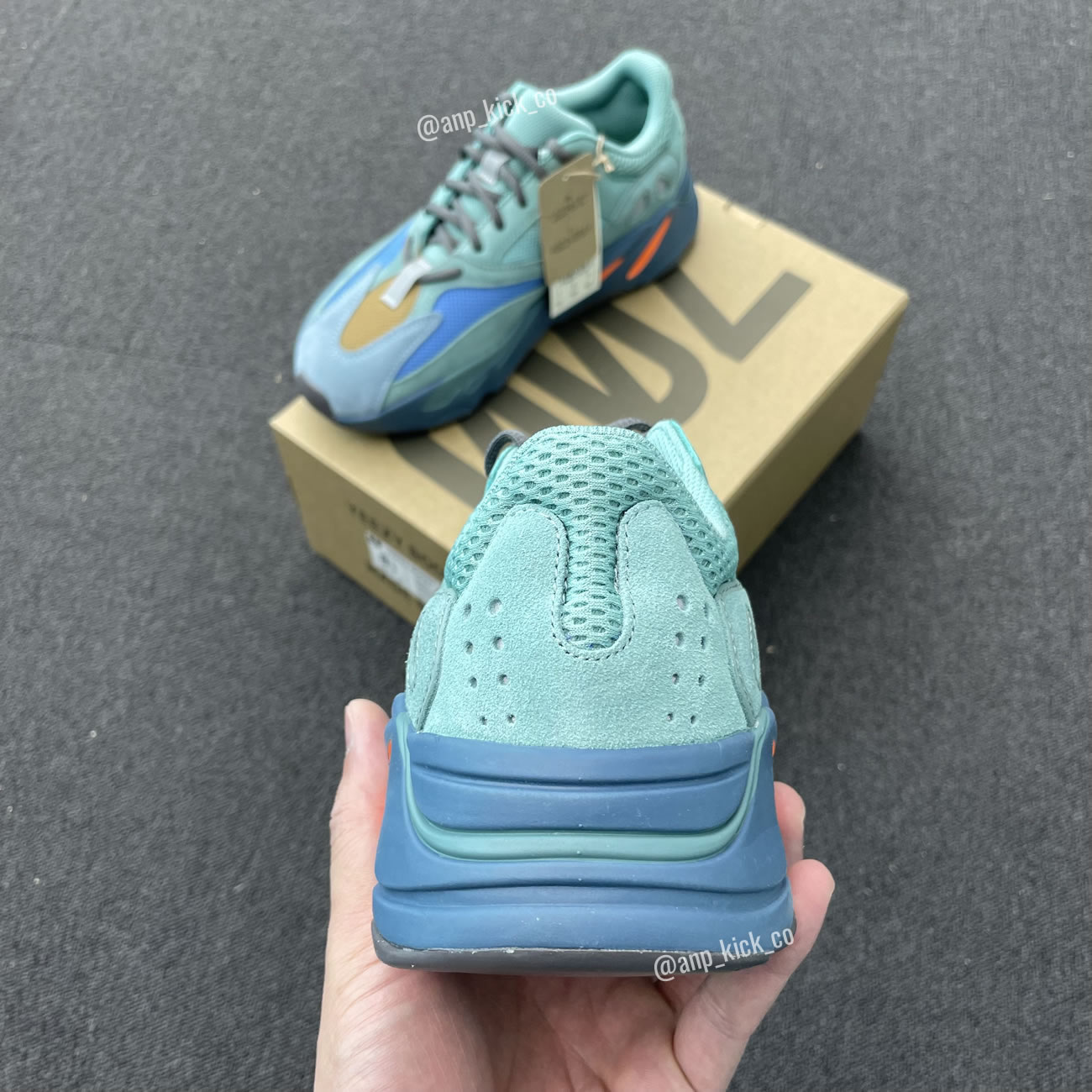 Adidas Yeezy Boost 700 Sea Blue Orange Anpkick Gz2002 (3) - newkick.app