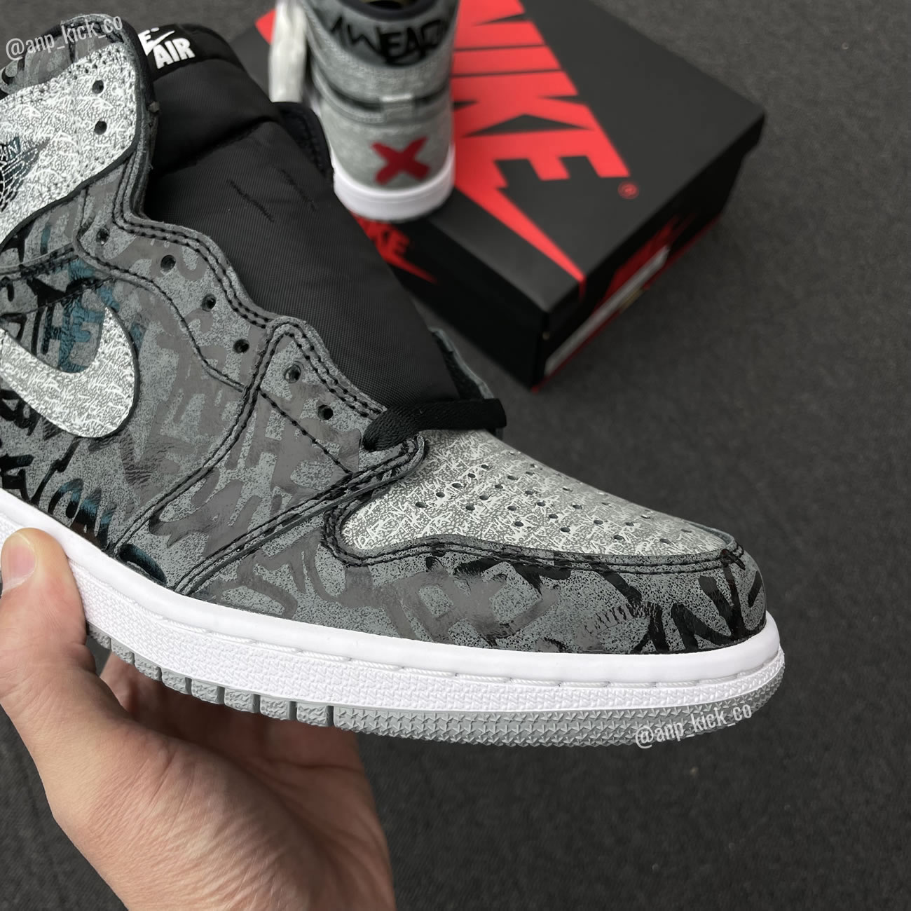 Air Jordan 1 High Og Anpkick Rebellionaire Black White Particle Grey 555088 036 (3) - newkick.app