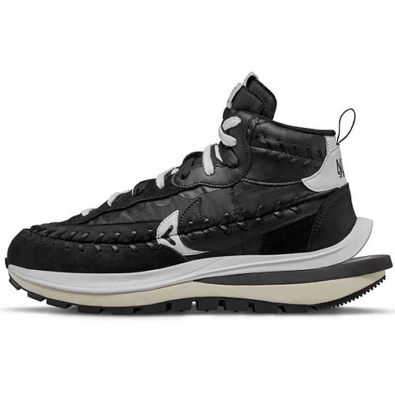 Sacai Nike Vaporwaffle Jean Paul Gaultier Black White Dh9186 001 (1) - newkick.app