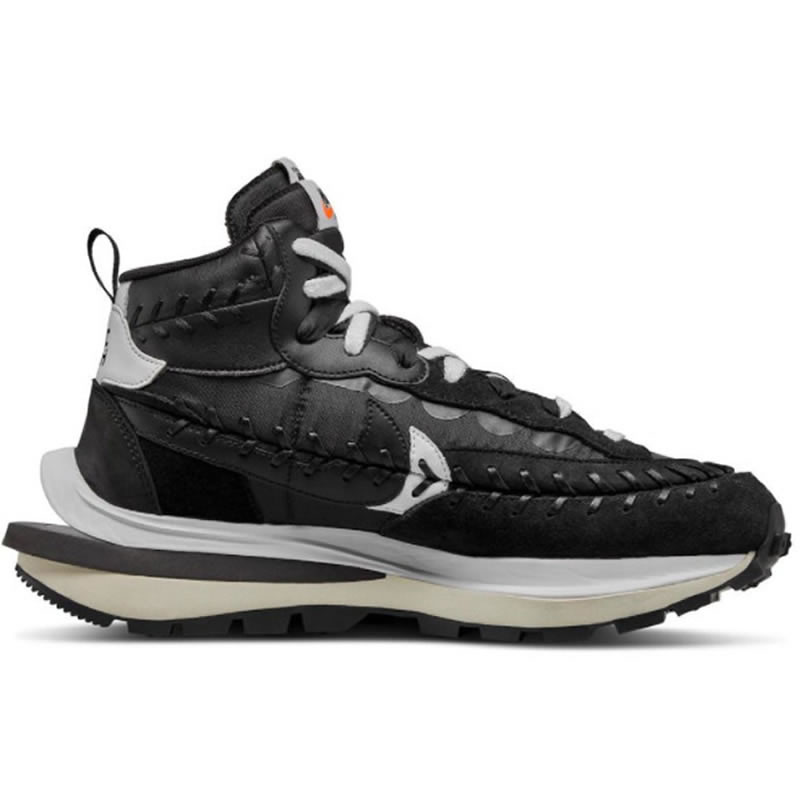 Sacai Nike Vaporwaffle Jean Paul Gaultier Black White Dh9186 001 (2) - newkick.app