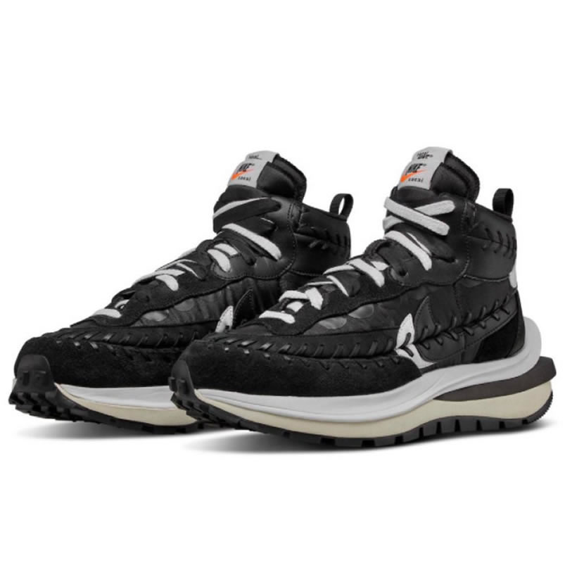 Sacai Nike Vaporwaffle Jean Paul Gaultier Black White Dh9186 001 (3) - newkick.app