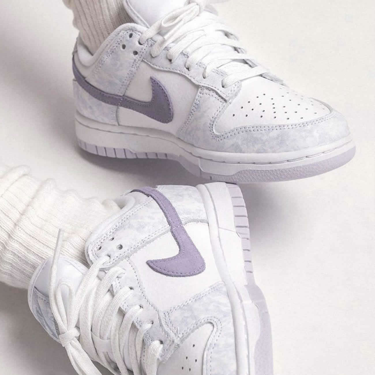 Nike Dunk Low Wmns Purple Pulse Dm9467 500 On Feet (3) - newkick.app